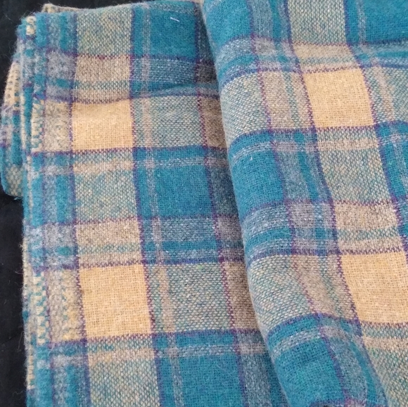 2 yds 60" wide tartan plaid wool fabric. Teal & tan base with purple stripe - Picture 7 of 11